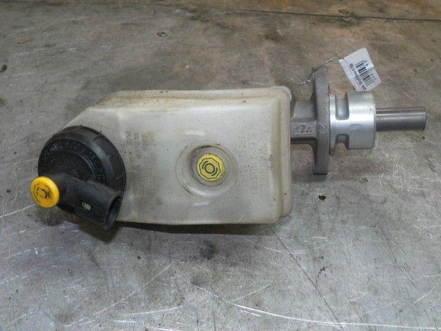 Цилиндр тормозной главный KLXXEK Renault Scenic купить с доставкой