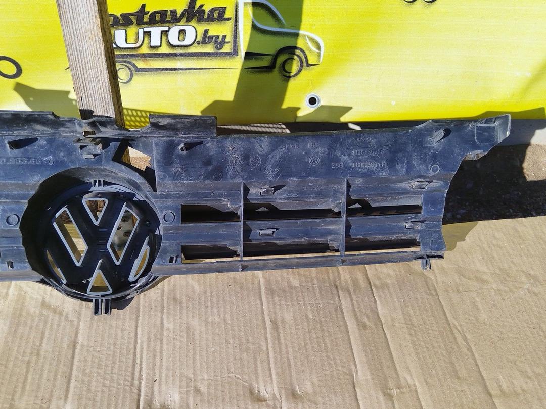 Решетка радиатора 8RXZZV Volkswagen Golf купить с доставкой