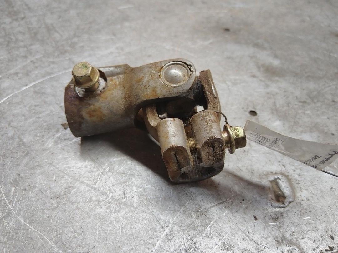 Рулевой карданчик SMZUH9 Honda Civic купить с доставкой