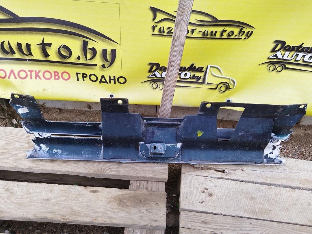 Решетка радиатора WF02T1 Peugeot 306 купить на авторазборке