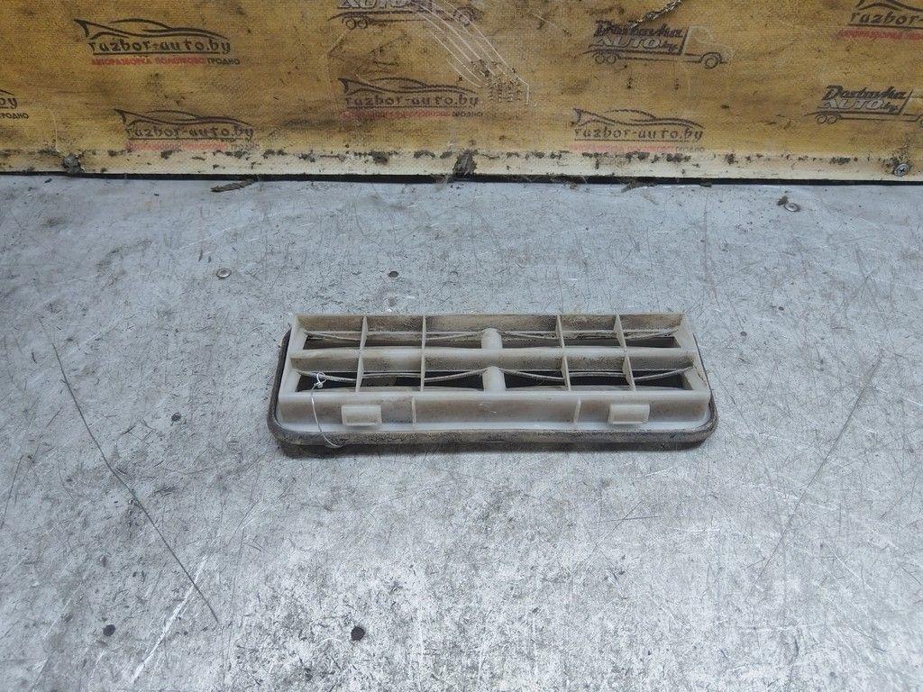 Решетка вентиляции кузова Z19A5M Opel Corsa - Фото 2