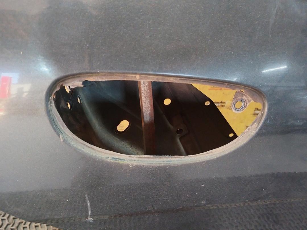 Дверь задняя правая WD2AXA Daewoo Nubira купить