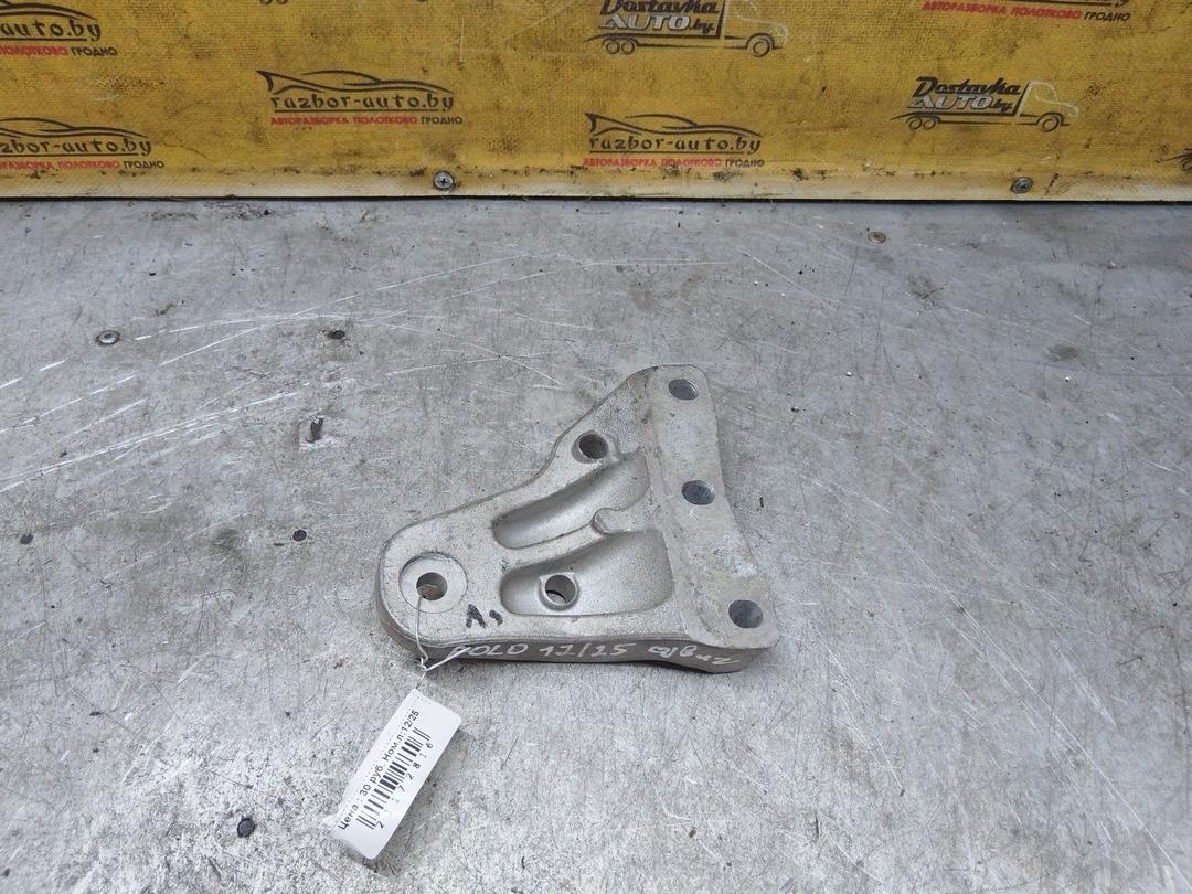 Кронштейн двигателя 1QKQN5 Volkswagen Polo купить с доставкой