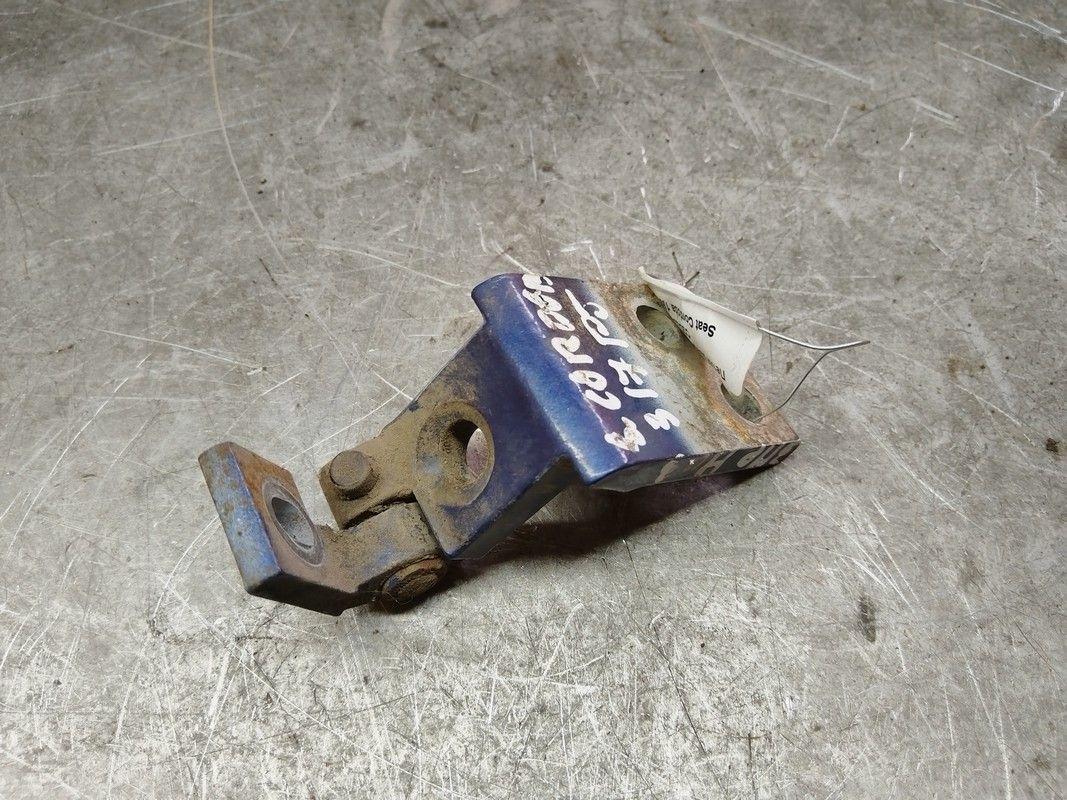 Петля двери задней правой O2DZ8A Seat Cordoba купить с доставкой