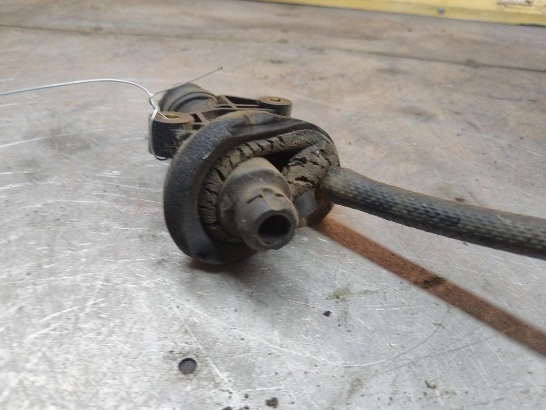 Цилиндр сцепления главный A8UWI5 Ford Mondeo купить с доставкой