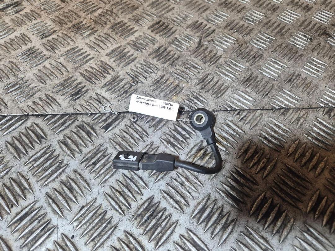 Датчик детонации 038Z8J Volkswagen Golf