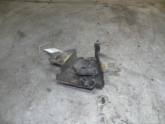 Замок капота EHZY7F Volkswagen Passat купить