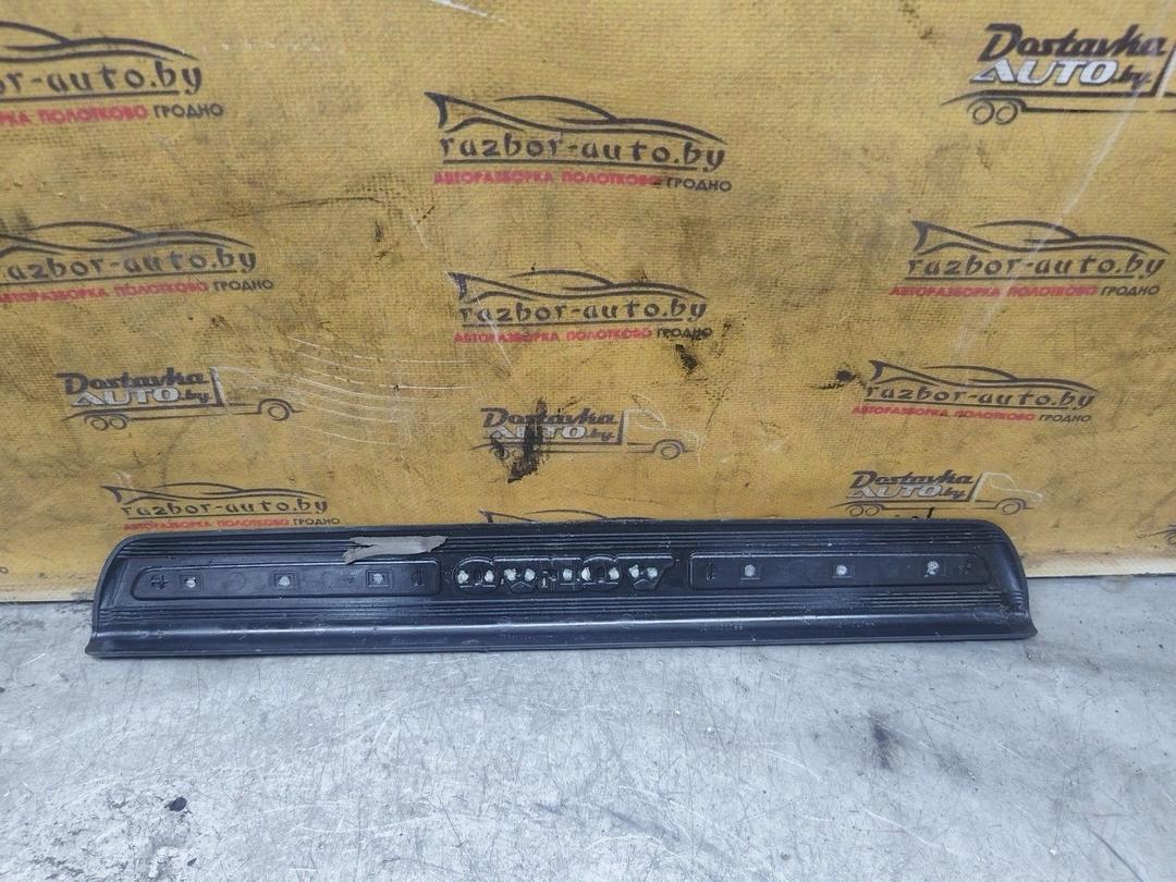 Накладка на порог 2RZVW0 Volvo S40 - Фото 4