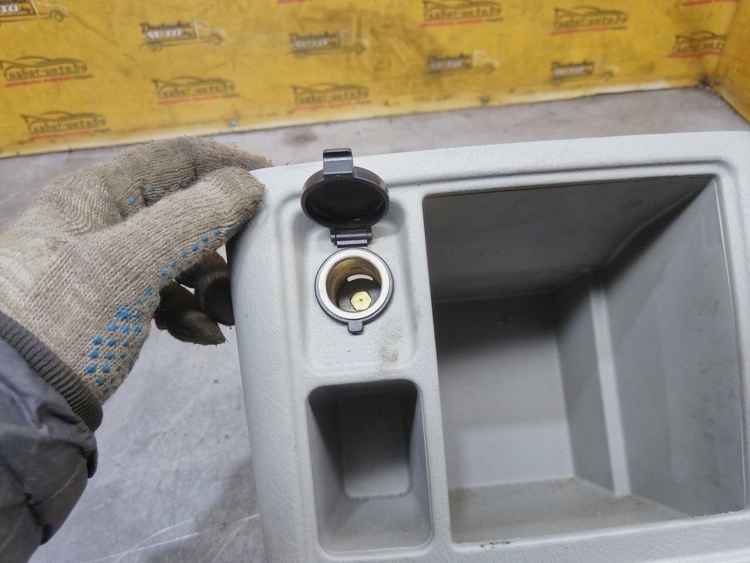 Вещевой ящик центральной консоли NFU7YQ Hyundai Trajet - Фото 3