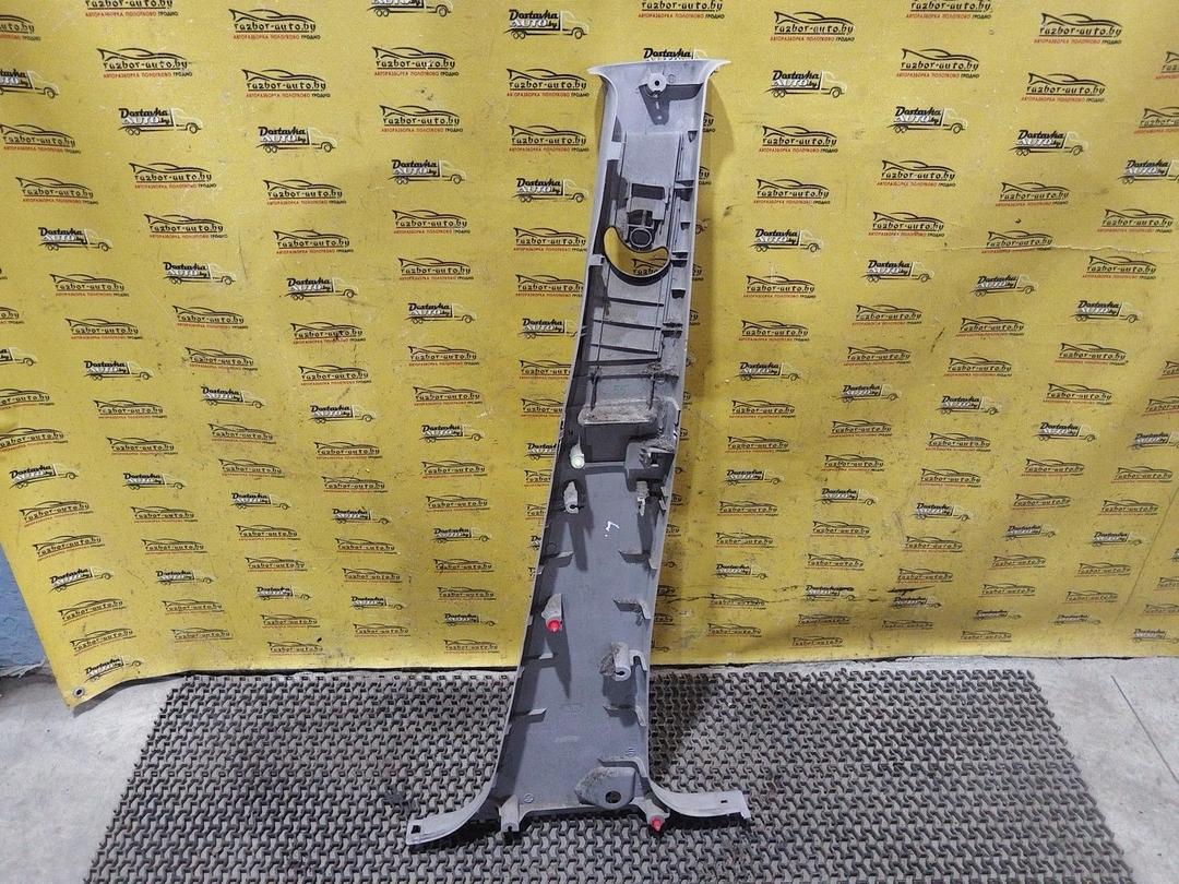 Обшивка стойки центральной левой RT7LYQ Mitsubishi Grandis купить в магазине запчастей бу