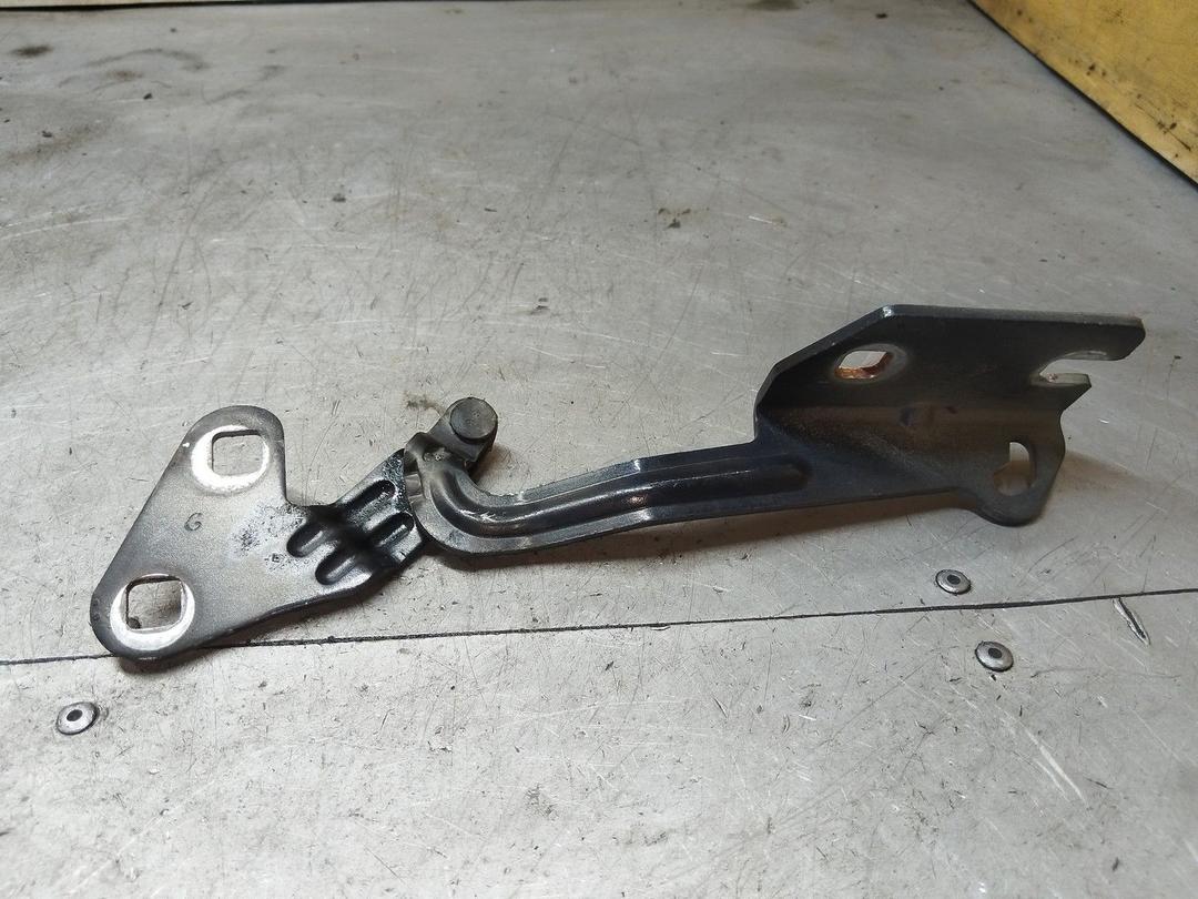 Петля капота левая UI5J8L Citroen Xsara Picasso - Фото 2