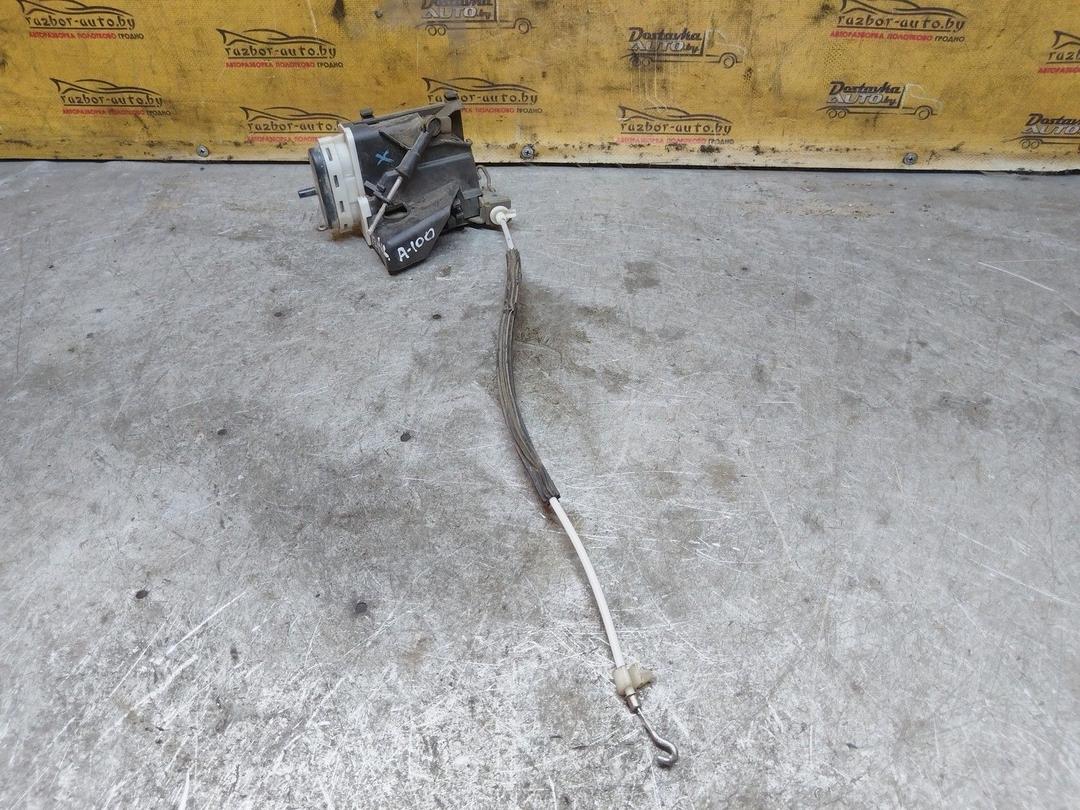 Замок двери задней левой UZMSCM Audi 100 купить в магазине запчастей бу