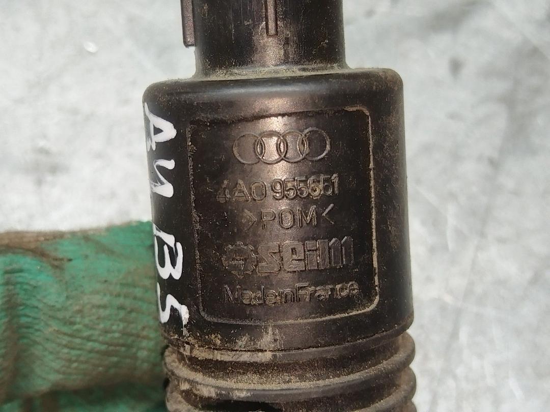 Насос (моторчик) омывателя стекла 38V7O1 Audi A4 - Фото 3