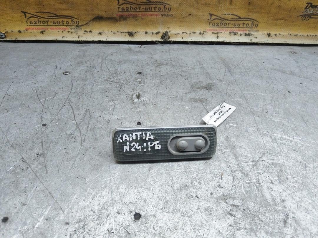 Фонарь салона (плафон) Z4SJAT Citroen Xantia