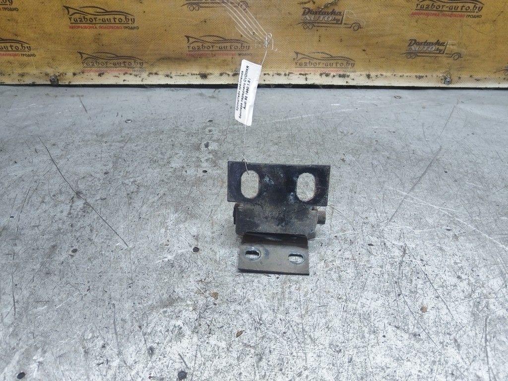 Кронштейн крепления бампера переднего CVOMKR Audi 80 - Фото 1