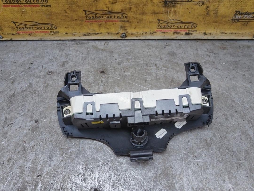 Дисплей J4Y3TN Saab 9-3 купить в магазине запчастей бу