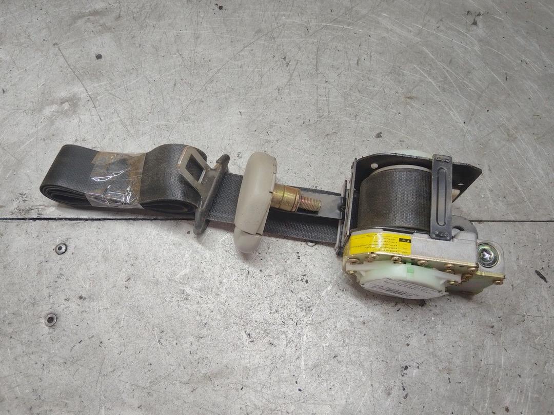 Ремень безопасности задний правый H21KE7 Toyota Yaris