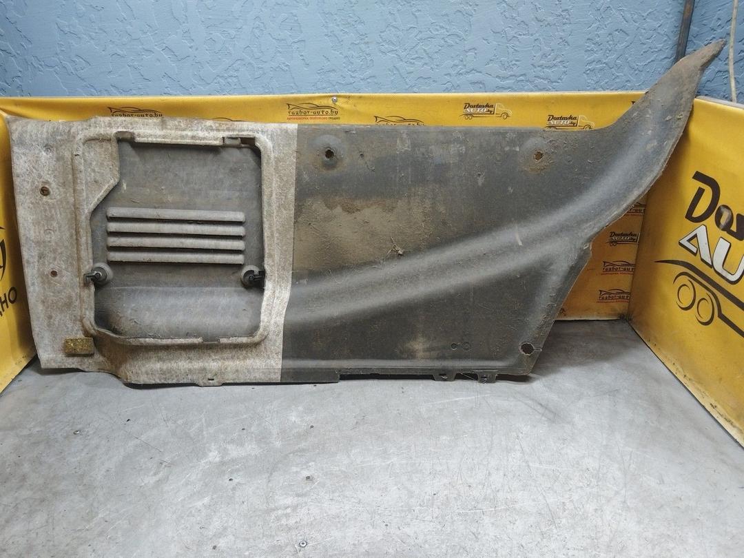 Обшивка багажника K882X9 Renault Laguna купить