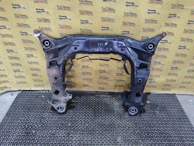 Балка подвески передняя (подрамник) 8N73X1 Volkswagen Passat