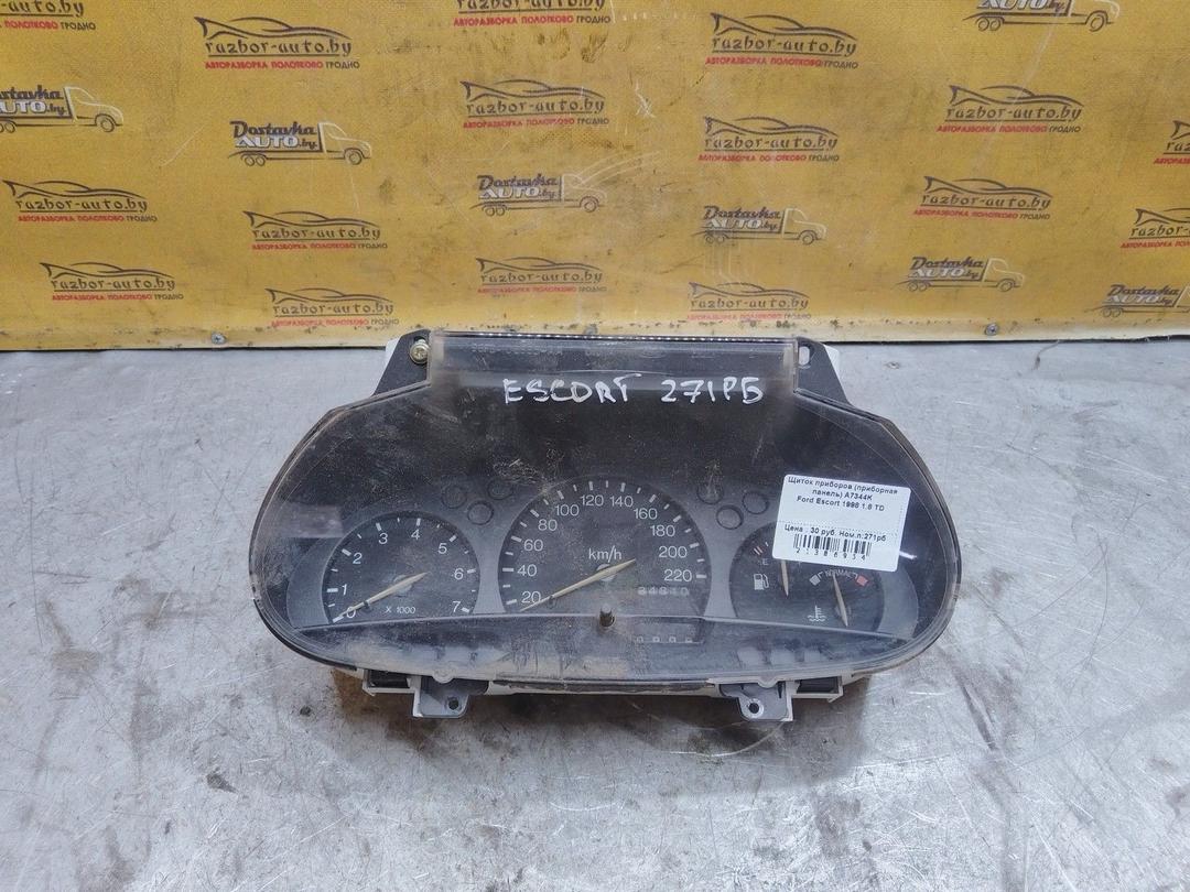 Щиток приборов (приборная панель) A7344K Ford Escort