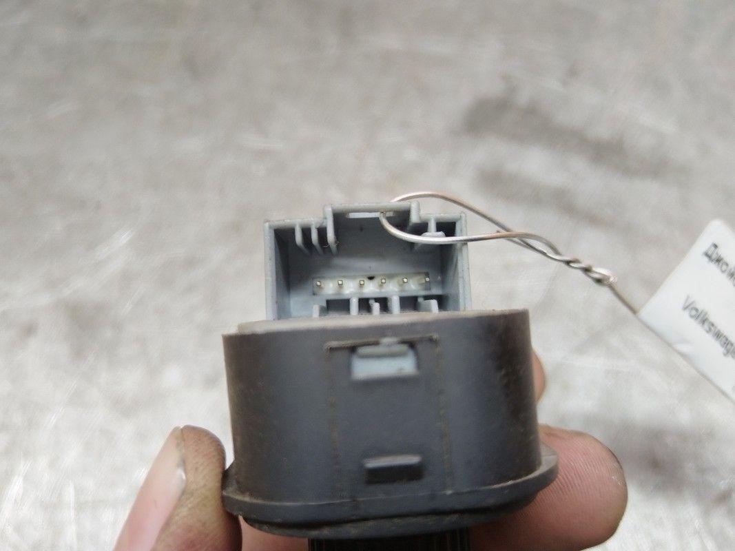 Джойстик регулировки зеркал V1PRY1 Volkswagen Passat купить с доставкой