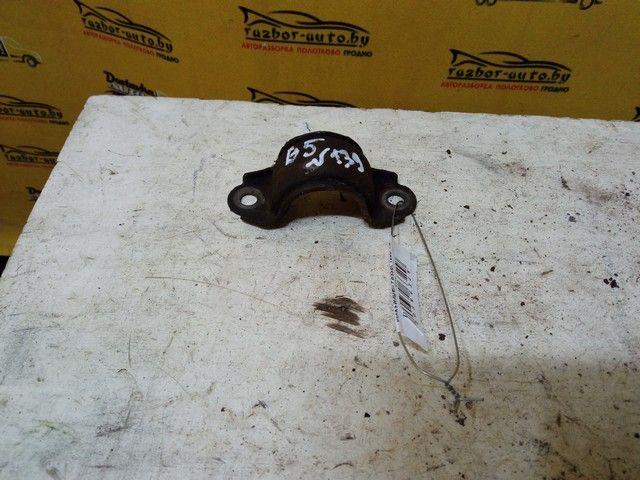 Крепление втулки стабилизатора 4G8PYL Volkswagen Passat - Фото 1