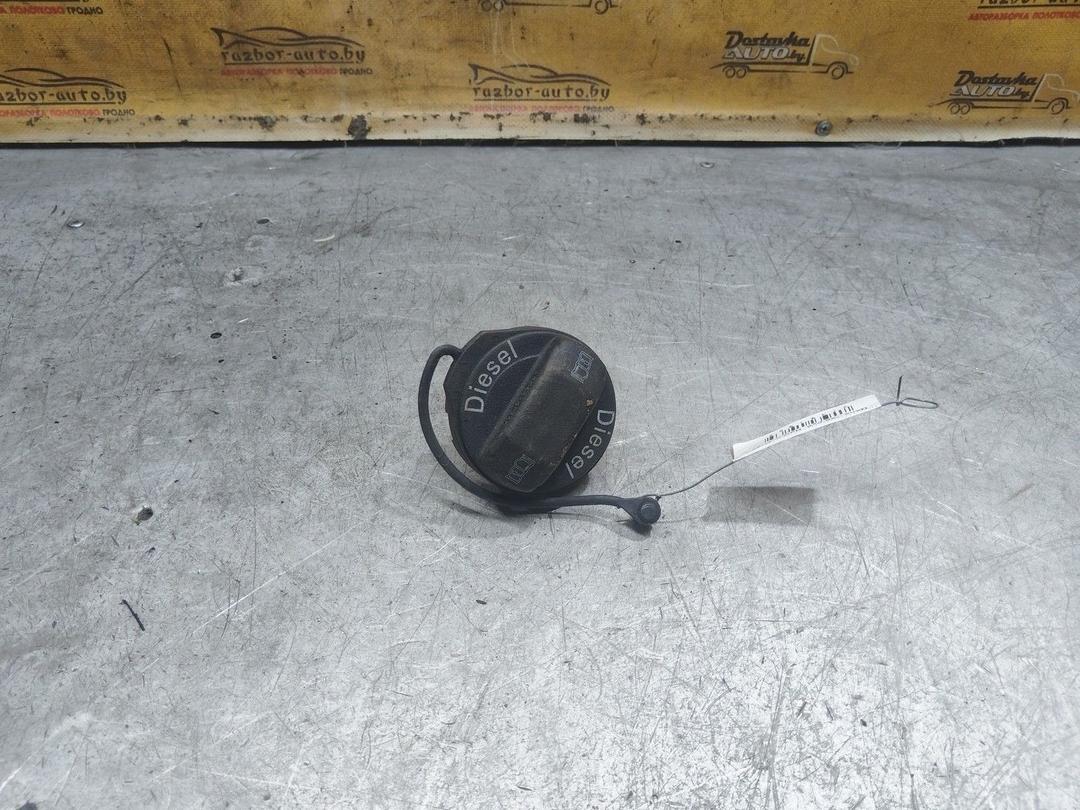 Крышка топливного бака U8CXNW Volkswagen Passat