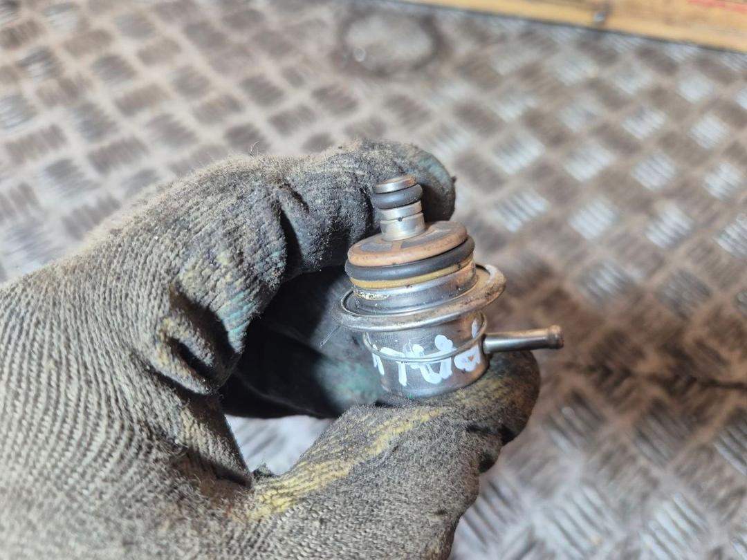 Датчик давления топлива ETZ4A6 Fiat Palio