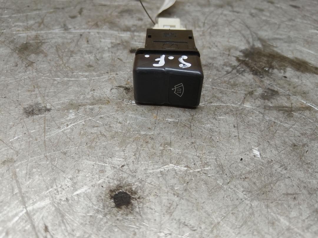 Кнопка подогрева лобового стекла WGCU9B Subaru Forester