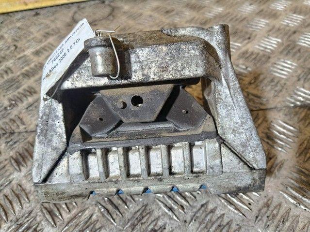 Подушка крепления двигателя P65Z4P Seat Altea купить в магазине запчастей бу