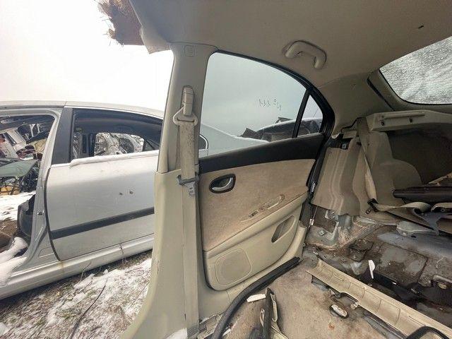 Ремень безопасности задний правый SIL0E1 Nissan Primera