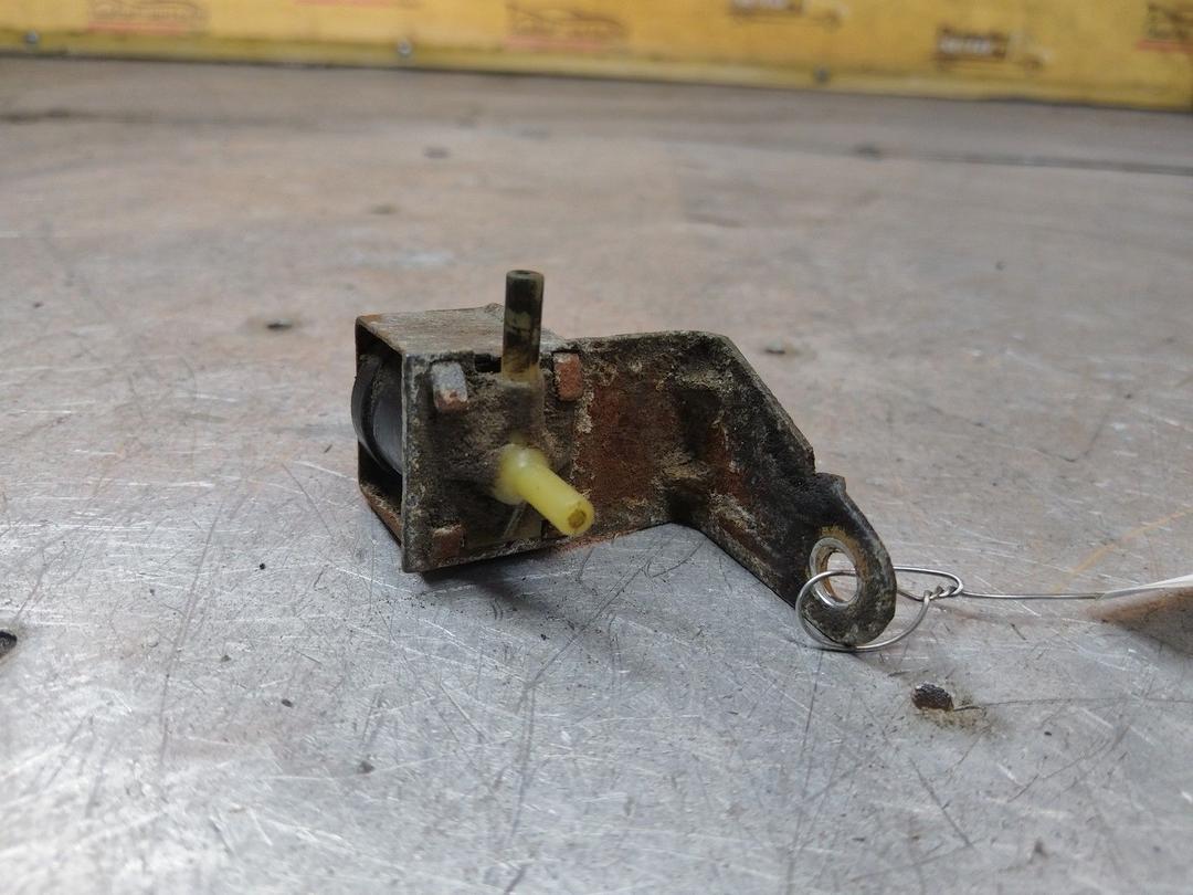 Клапан электромагнитный YG2JCI Volkswagen Passat купить