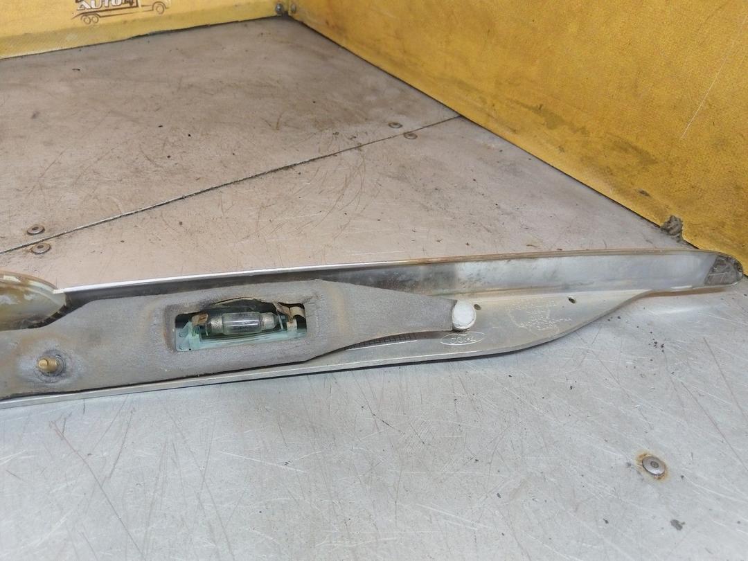 Накладка подсветки номера 96PZ2O Ford Focus купить с доставкой