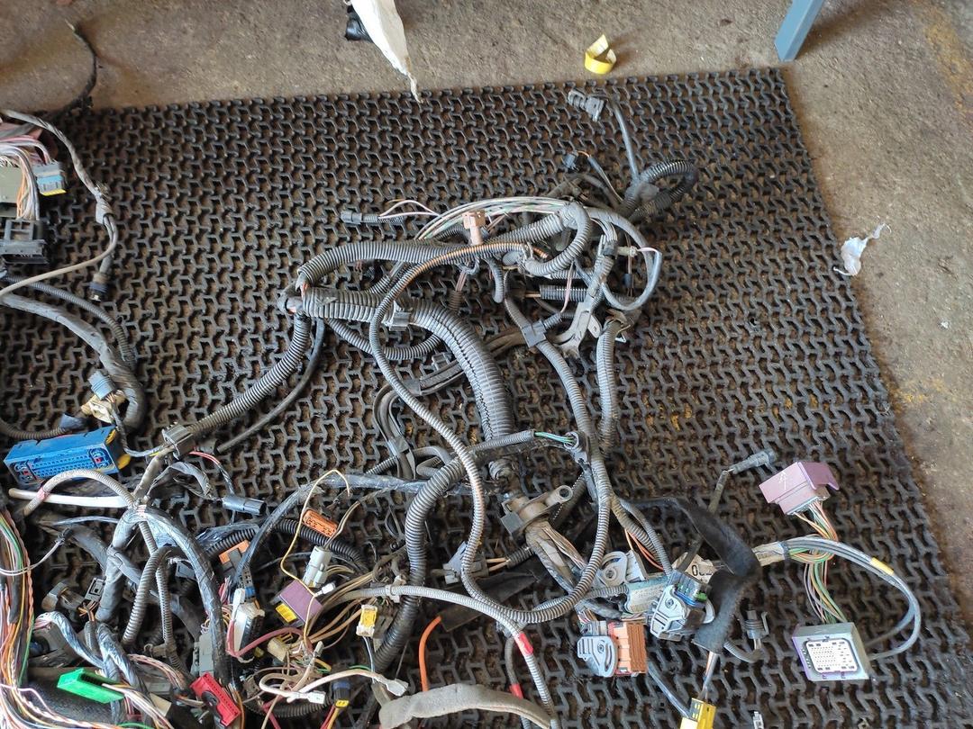 Проводка YWN8E0 Renault Laguna undefined