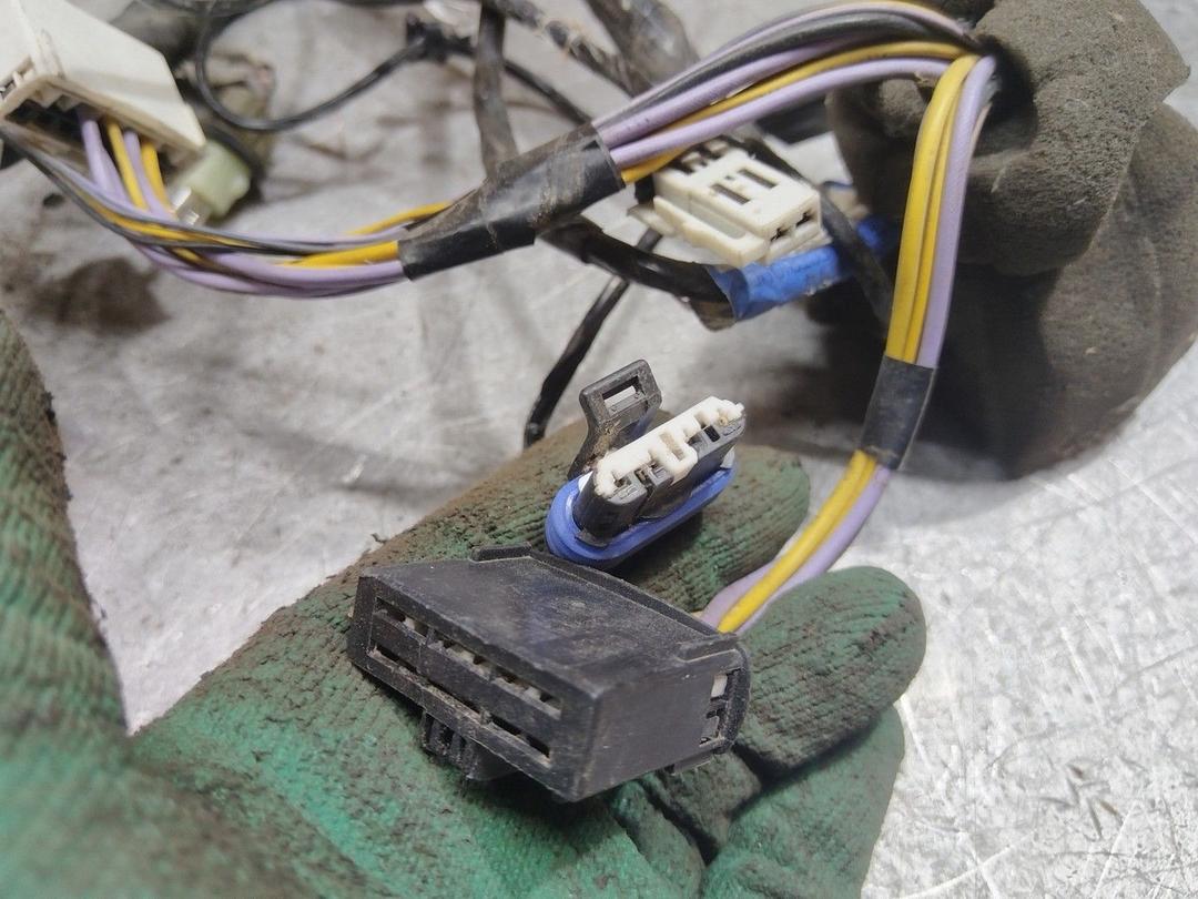 Проводка двери передней левой 70T5O4 Renault Laguna - Фото 4