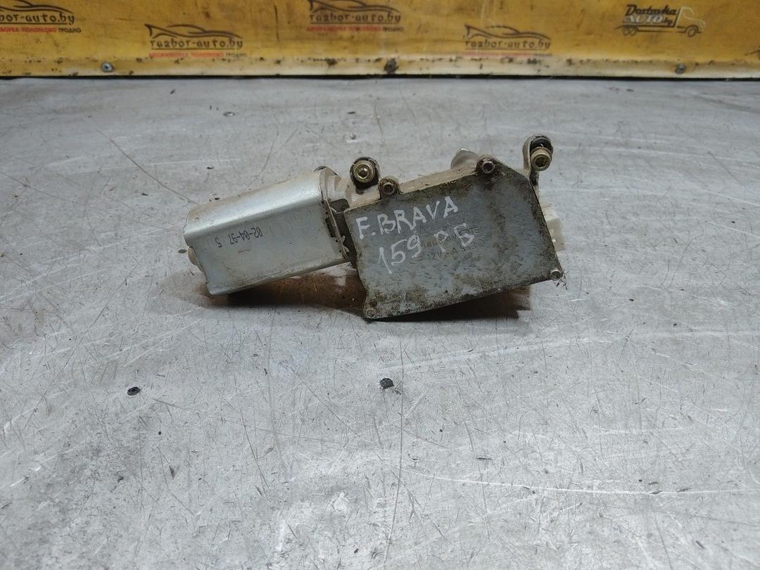 Моторчик заднего стеклоочистителя (дворника) YXV3XF Fiat  купить с доставкой