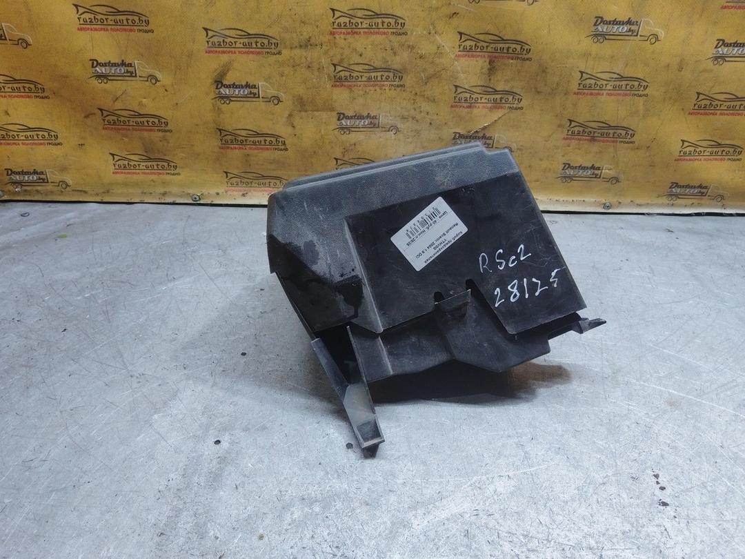 Короб предохранителей YTHV0G Renault Scenic купить на авторазборке