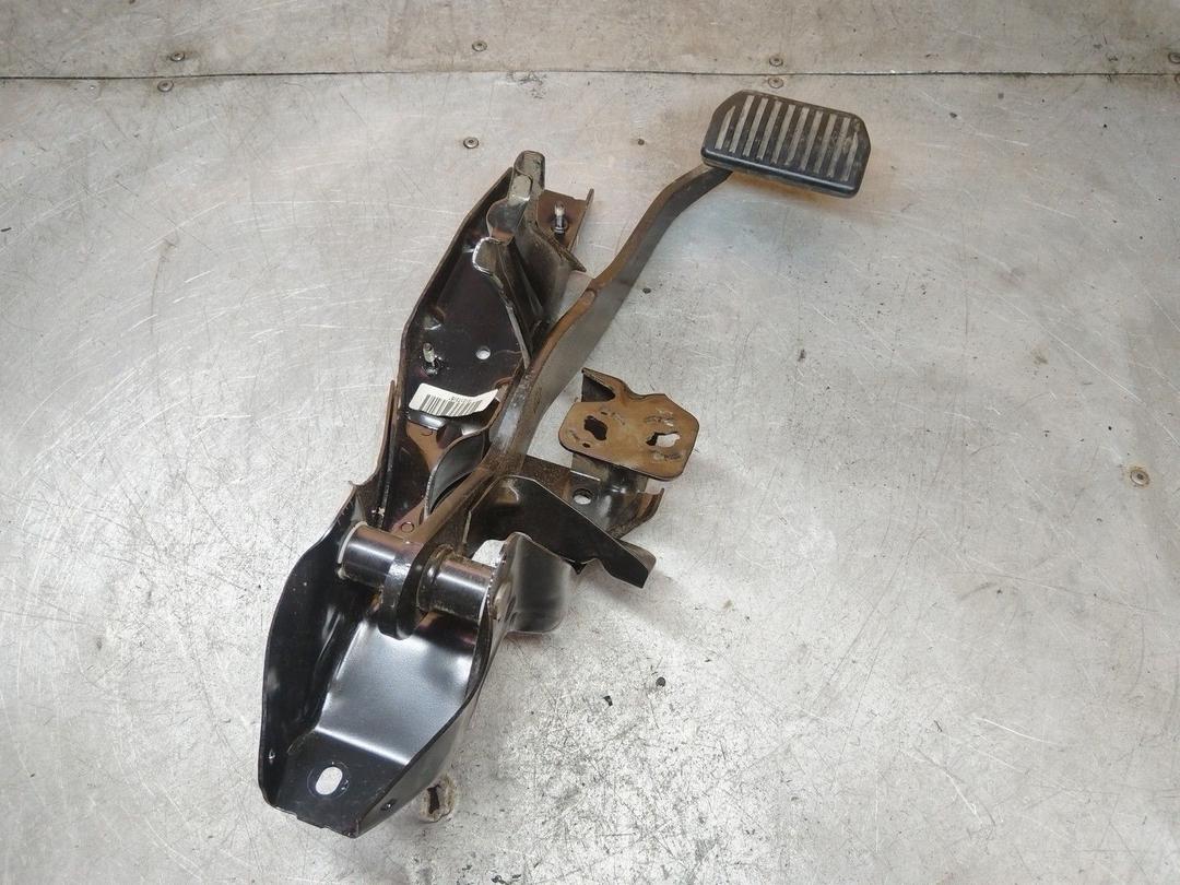 Педаль тормоза 7D16CH Volvo XC70