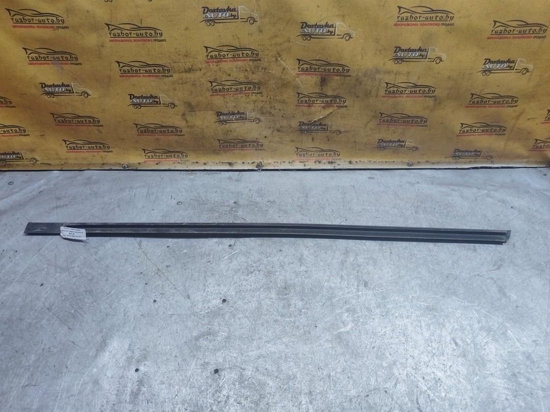 Молдинг стекла двери передней правой наружный SZG120 Opel Vectra купить с доставкой