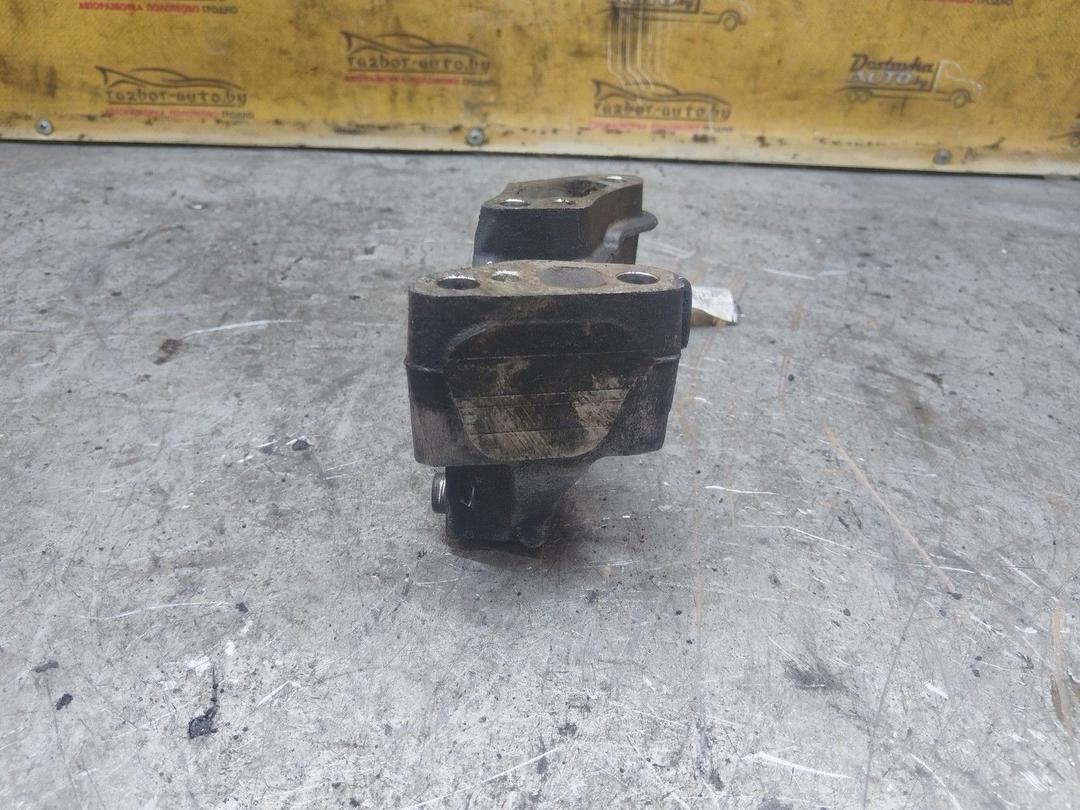 Подголовник 2W8G9L Alfa Romeo 147 купить на авторазборке