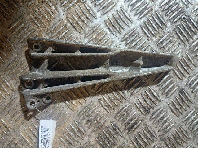 Кронштейн двигателя VFXUQQ Mercedes C W202 - Фото 1