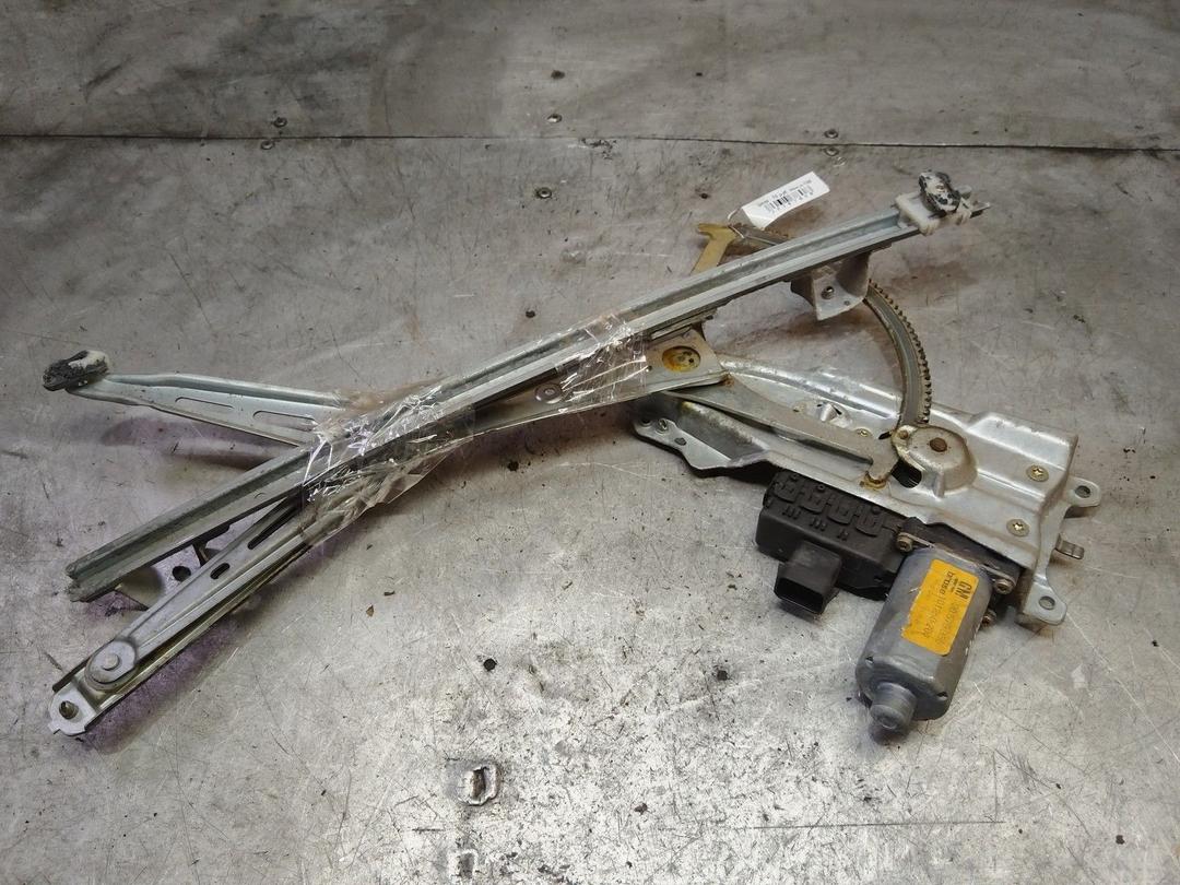 Стеклоподъемник электрический передний правый H6UJ4D Opel Zafira купить