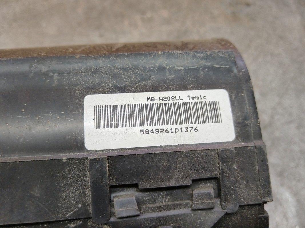 Подушка безопасности пассажира QBTR67 Mercedes C W202 купить с доставкой