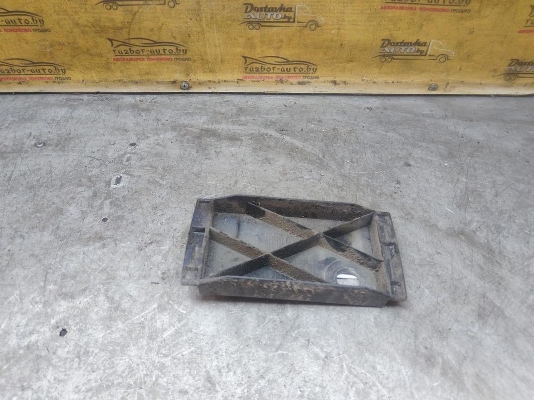 Кронштейн крепления бампера заднего J2FF3P Mercedes C W202 - Фото 7