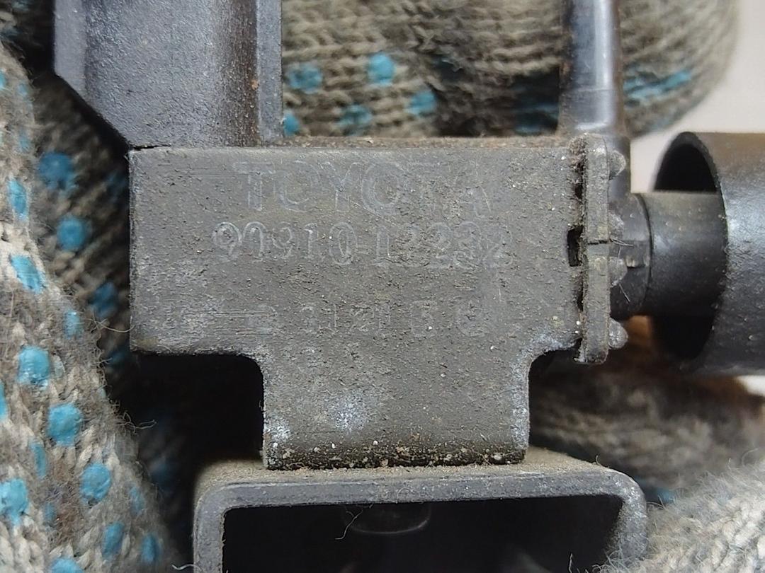 Клапан электромагнитный ZLLZL0 Toyota Corolla купить в магазине запчастей бу