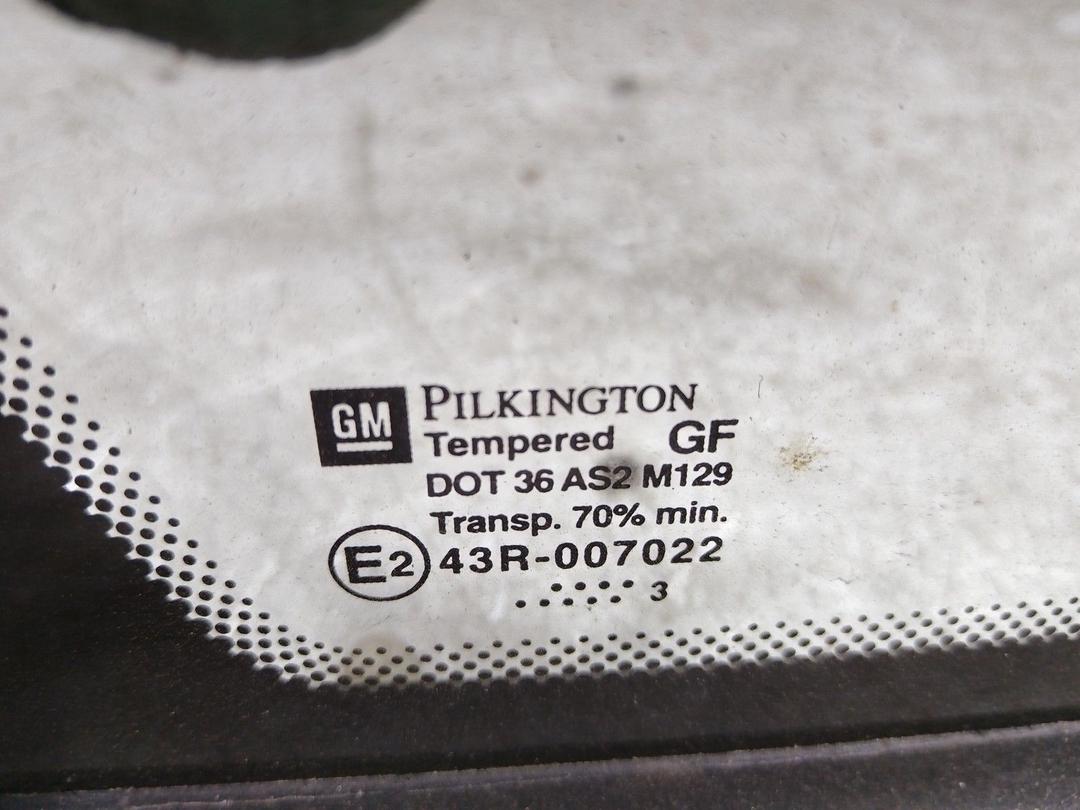 Стекло кузовное боковое правое G7SUGN Opel Zafira купить