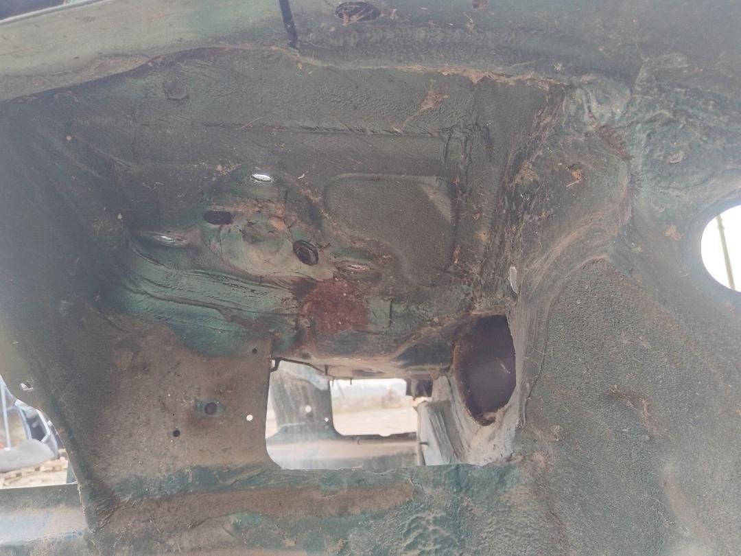 Лонжерон левый UD9MKN Volkswagen Passat купить с доставкой