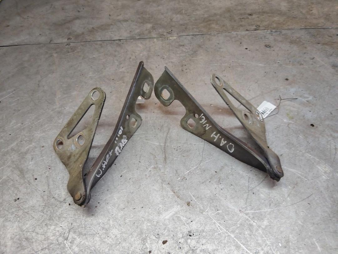 Петля капота IH6V9M Opel Astra купить