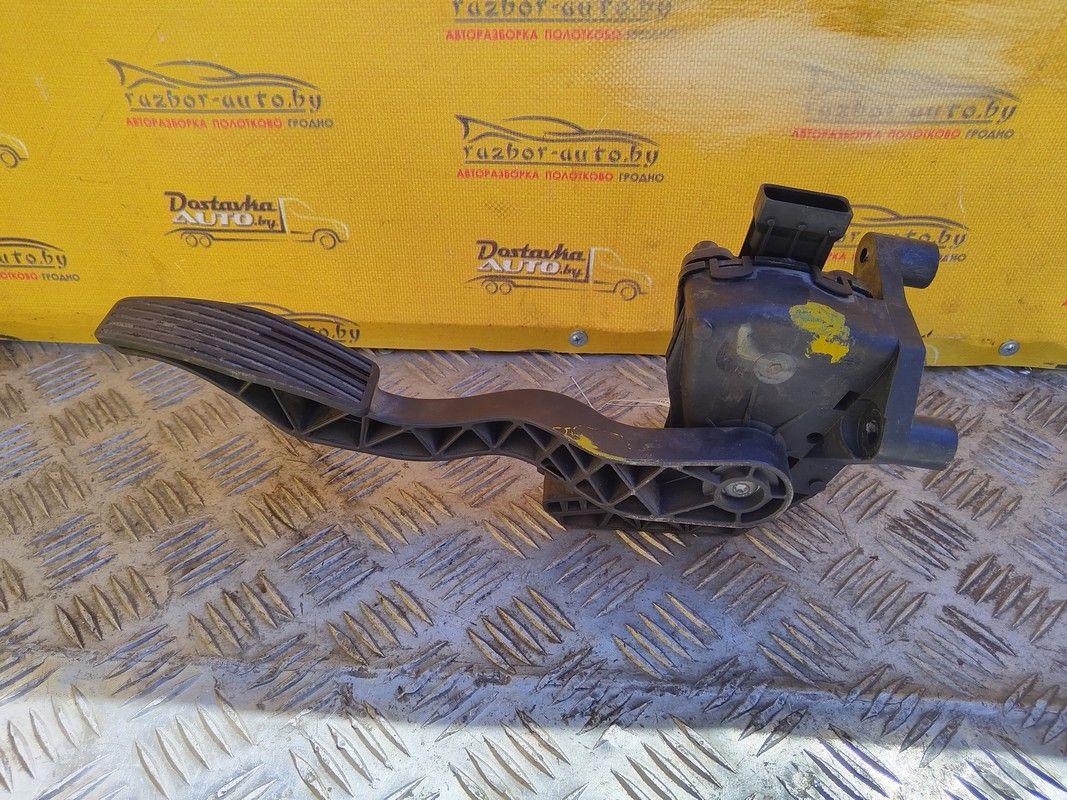 Педаль газа 9YB95H Opel Meriva купить на авторазборке