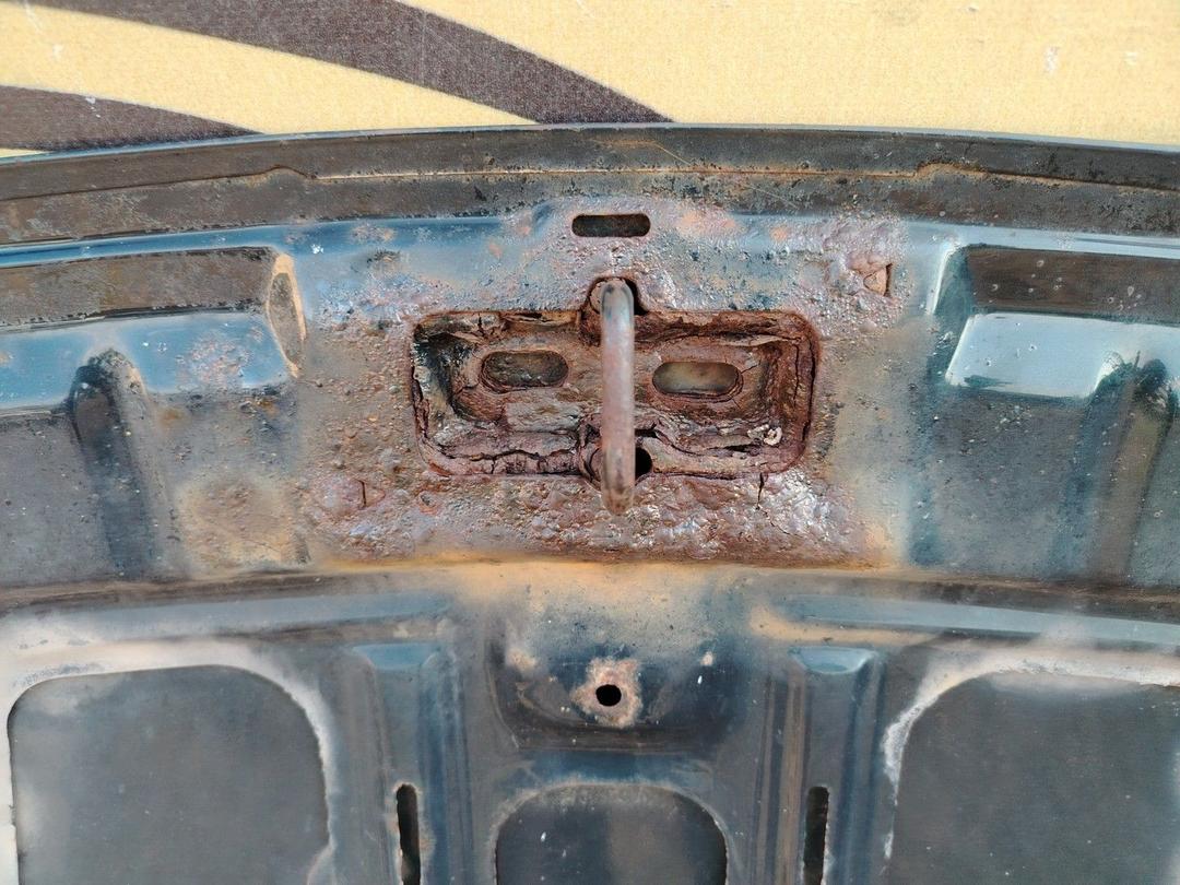 Капот 8X8N72 Ford Fiesta - Фото 11